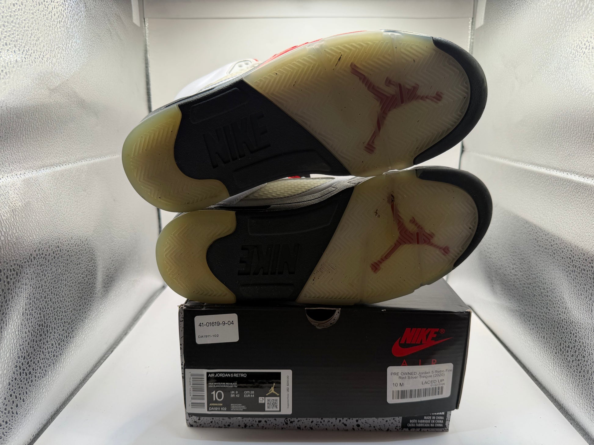 PRE OWNED Jordan 5 Retro Fire Red Silver Tongue (2020)